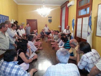 El vicegobernador recibi� a los productores que volvieron a pedir una reuni�n con Capitanich