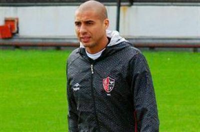 Trezeguet: "Esperamos un traspi� de San Lorenzo para jugar una final"