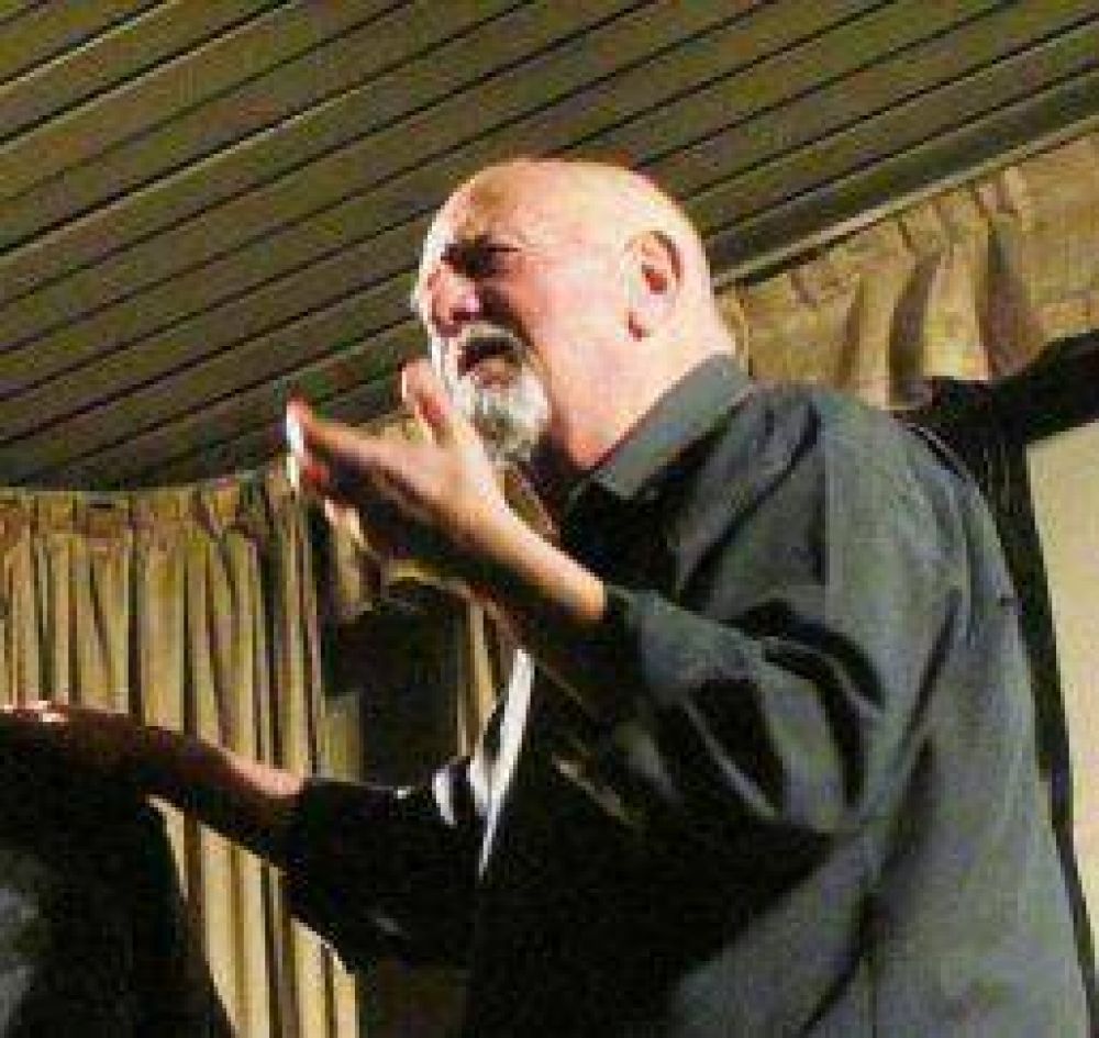 Falleci� el m�dico y director de teatro Florencio Amoroso