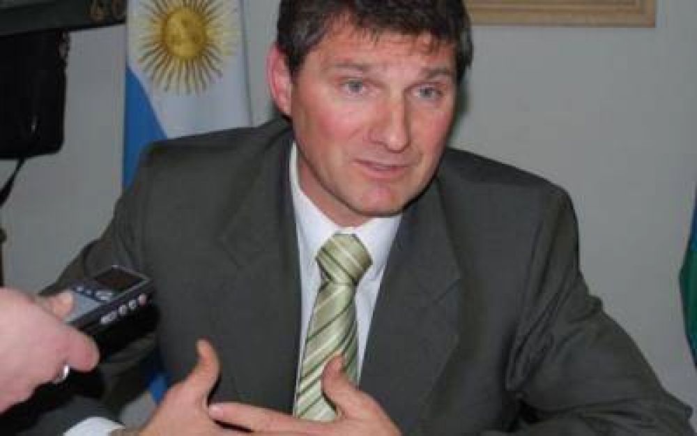 Saqueos: El Intendente de Lincoln critic� a su par de San Isidro