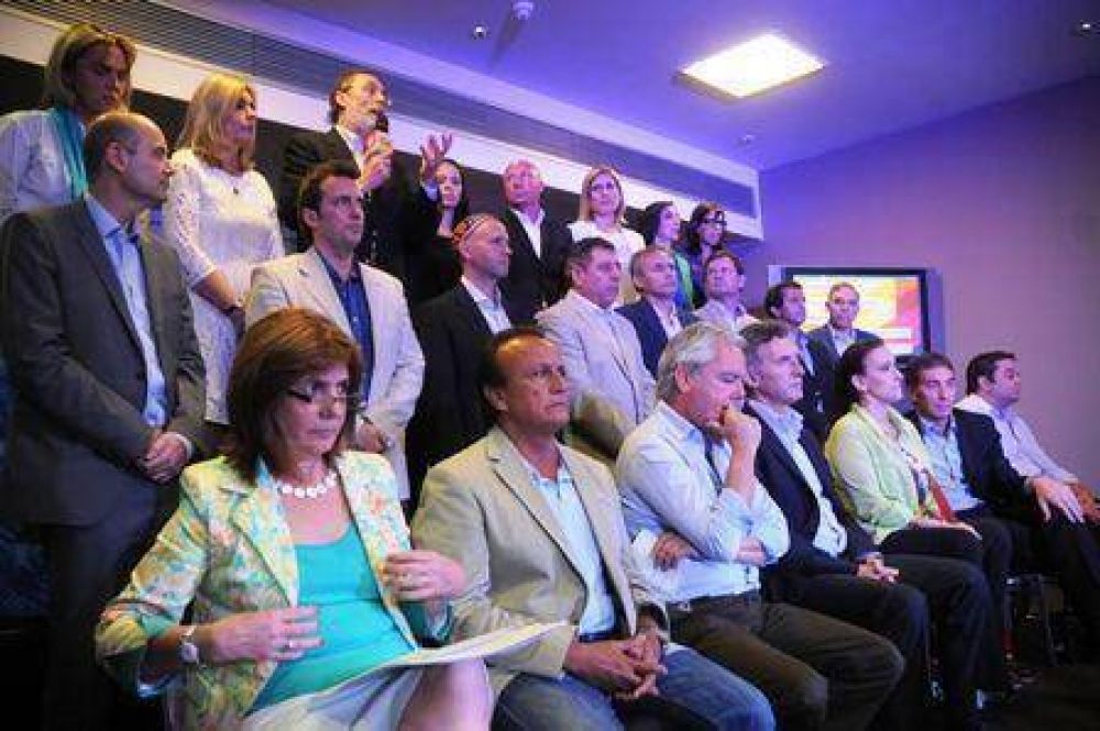 Mac Allister y Macri, en la foto del PRO