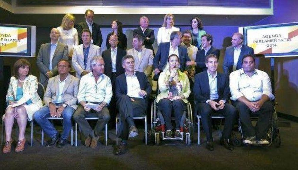 El Pro present� a los integrantes de sus bloques legislativos