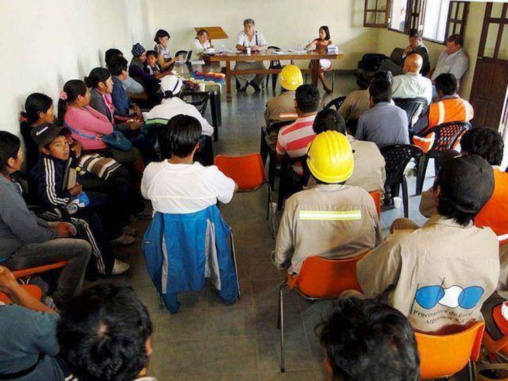 Miner�a convoc� a actores del proyecto Loma Blanca para tratar �ajuste del sistema laboral�