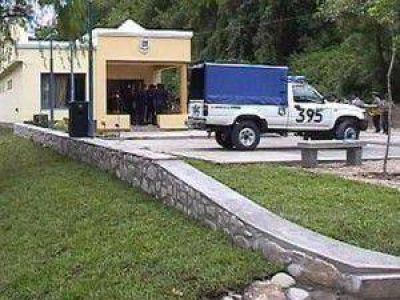 Inseguridad en Jujuy: se fugaron 5 peligrosos delincuentes de una comisaria y solo lograron recapturaron a 3