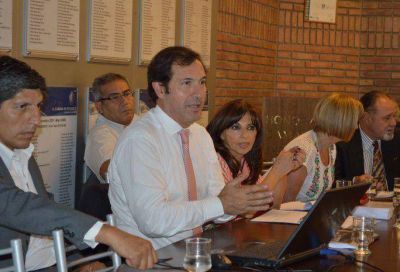 Zandomeni present� su presupuesto 2014