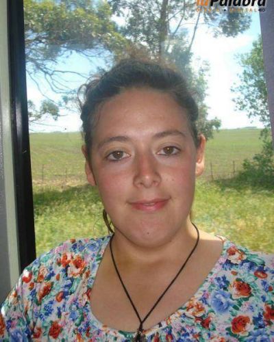  Buscan a una joven de Stroeder