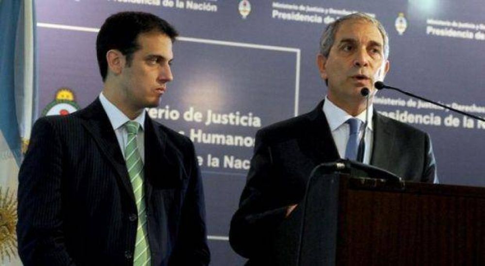 Oficializaron la denuncia contra el concejal massista Salvador Baratta y los "saqueadores virtuales"