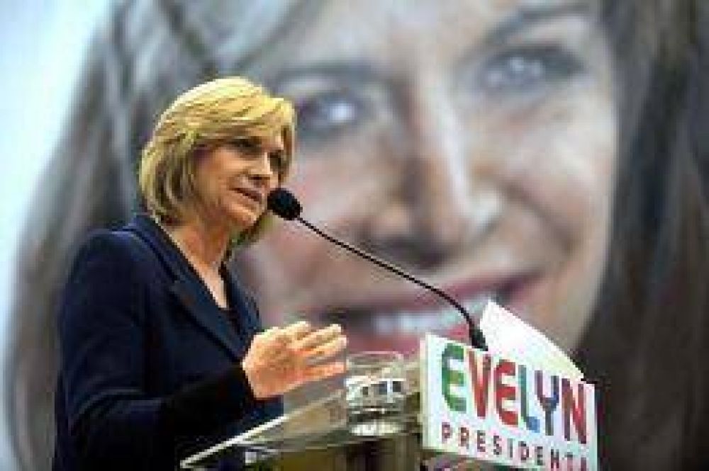 Las candidatas chilenas cierran sus campa�as de cara al balotaje