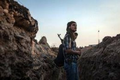 Estados Unidos y Gran Breta�a suspendieron la asistencia a los rebeldes islamistas sirios