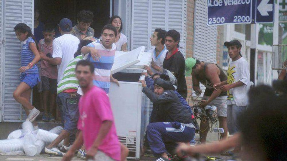 Muri� un joven en Tucum�n y suman cinco las v�ctimas fatales por los saqueos en la provincia