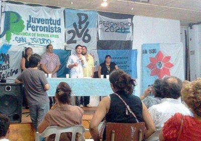 Francisco Cafiero llam� a construir "un partido fuerte de cara a 2015"