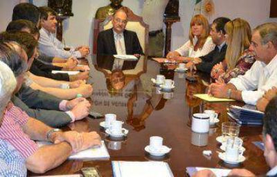 La oposici�n apoya a Bacileff Ivanoff y rechaza el retiro de Gendarmer�a