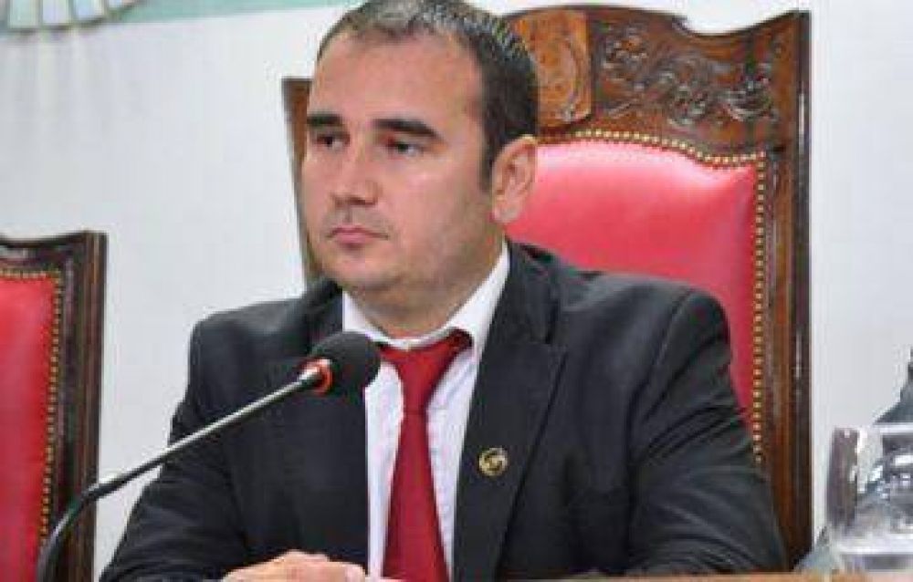�Todos debemos contribuir a la paz social�, pide el presidente de la Legislatura
