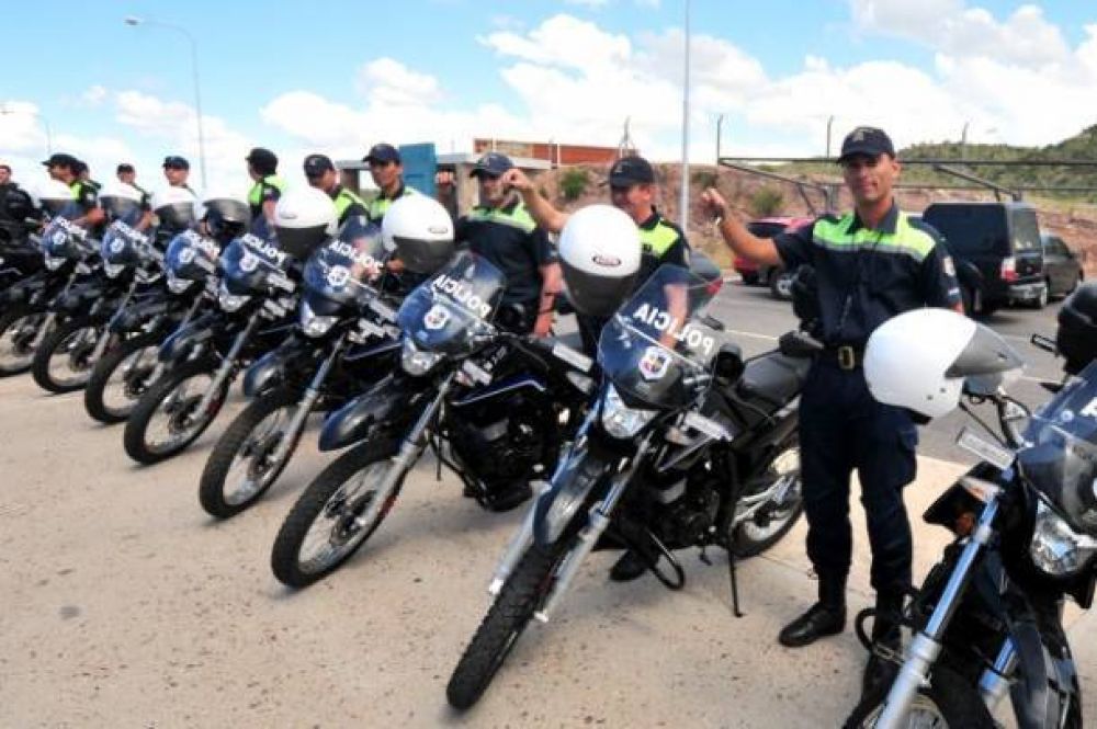 Un convenio entre la provincia y ANSES traer� beneficios a la Polic�a