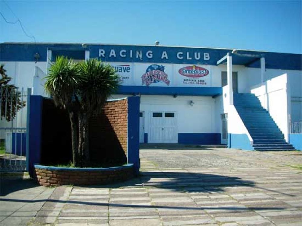 La deuda en Racing ascender�a a un mill�n y medio de pesos