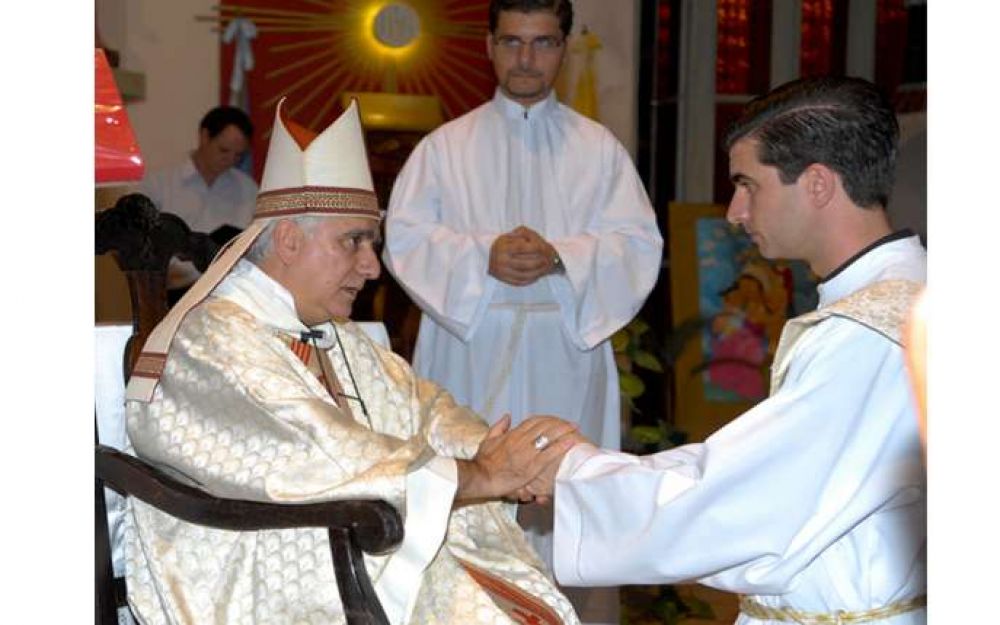 La Di�cesis tiene un nuevo sacerdote