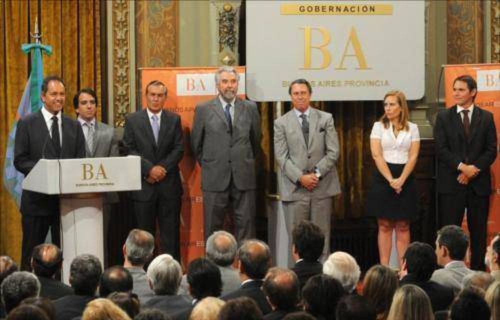 El Gobernador por una justicia m�s cercana, �gil y eficiente
