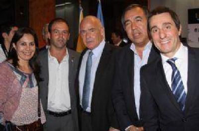 Elizondo dijo presente en el lanzamiento oficial del Dakar 2014