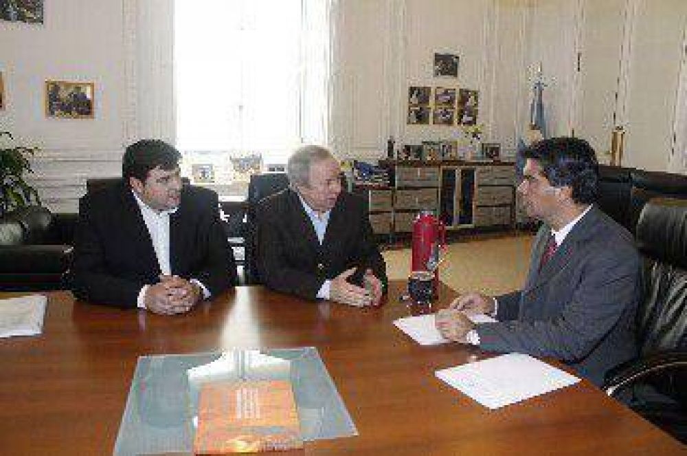 Ahora, se espera respuesta por los fondos para los aguinaldos