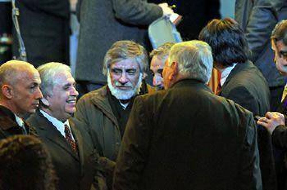 Capitanich recibir�a este lunes a los intendentes K de Santa Cruz