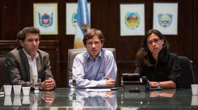 Supersecretario: Costa qued� a cargo de toda el �rea comercial