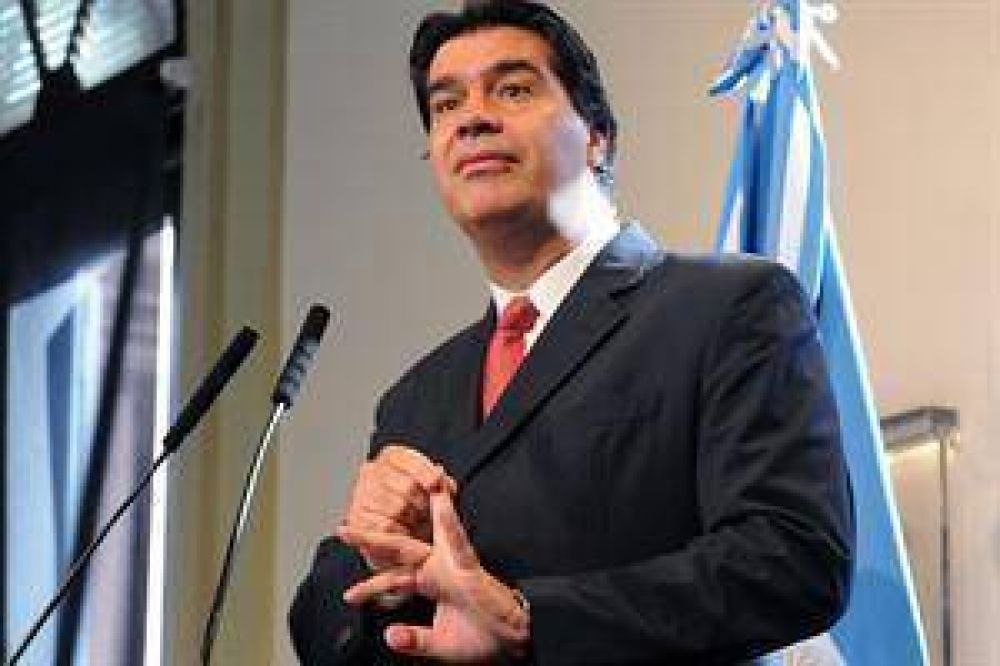Jorge Capitanich, ir�nico con Moyano: "Siempre se acuerda muy bien de m�"