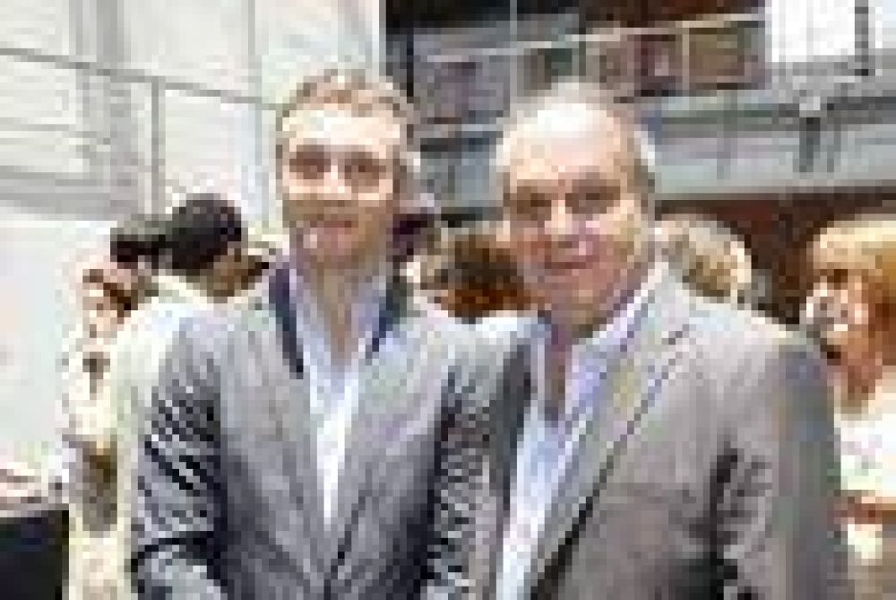 DEBUT� LA NUEVA DUPLA