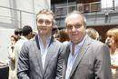 DEBUT� LA NUEVA DUPLA