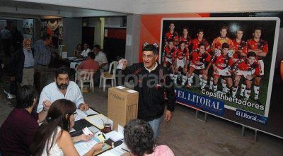 Aprobaron las cuatro listas para participar de las elecciones en Col�n