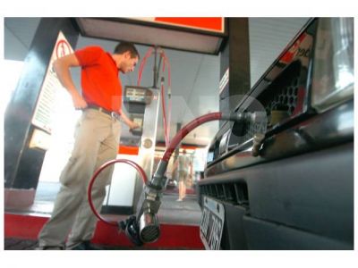 Taxistas preocupados por la falta de GNC en las Fiestas