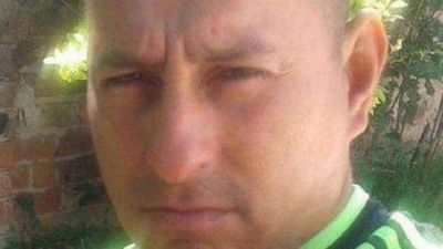 Hallan acribillado a un polic�a federal dentro de su auto