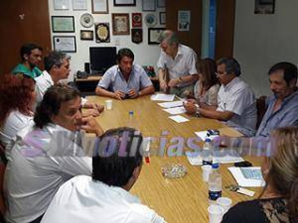 Frente al temor por una posible ola de saqueos, concejales se reunieron con los encargados de la seguridad de Tres de Febrero