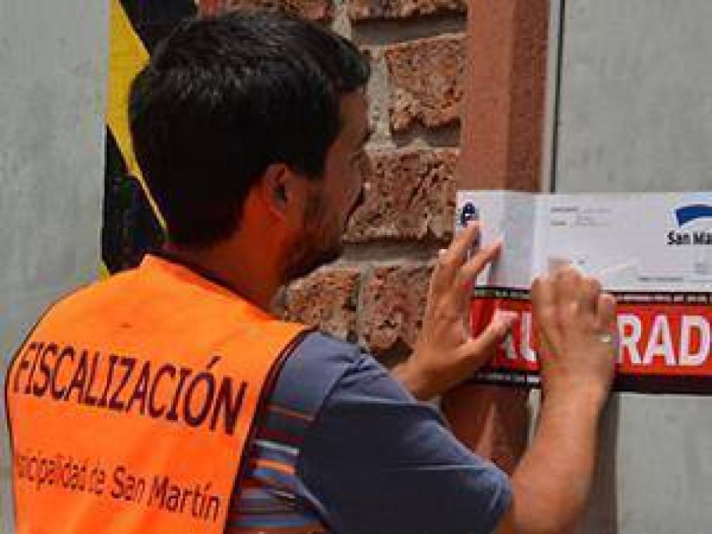 El Municipio clausur� una f�brica de Villa Libertad