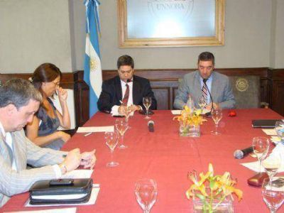 Se aprob� el presupuesto 2014 de la UNNOBA