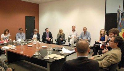 Juan Jos� Etcheto y Salim en Naci�n y Provincia