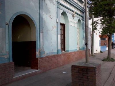 Escaparon de un control policial y luego intentaron arremeter contra la polic�a