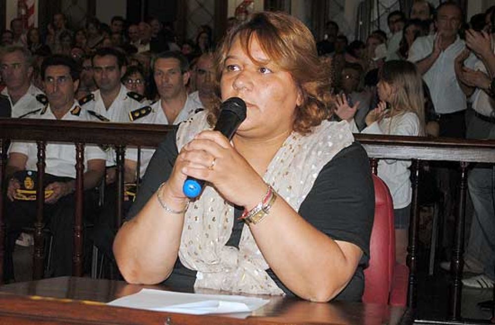 Por votar a Rodr�guez, Patricia Bahl fue expulsada de Kolina