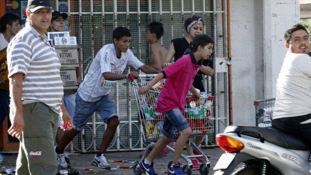 Saqueos: referentes oficialistas y opositores apuntaron contra las polic�as provinciales