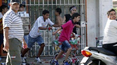 Saqueos: referentes oficialistas y opositores apuntaron contra las polic�as provinciales