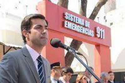 Juan Urtubey : "Los agentes reci�n ingresados cobrar�n $6.500 pesos de bolsillo"
