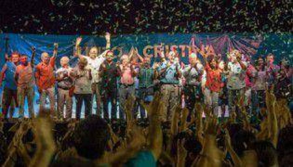 El kirchnerismo porte�o celebr� fin de a�o en Atlanta