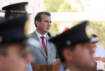 El 57% de los entrevistados en una encuesta considera que el gobernador actu� "bien y con firmeza" frente al conflicto policial