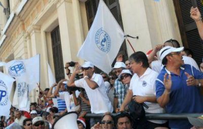 El SEP define si acepta bono navide�o