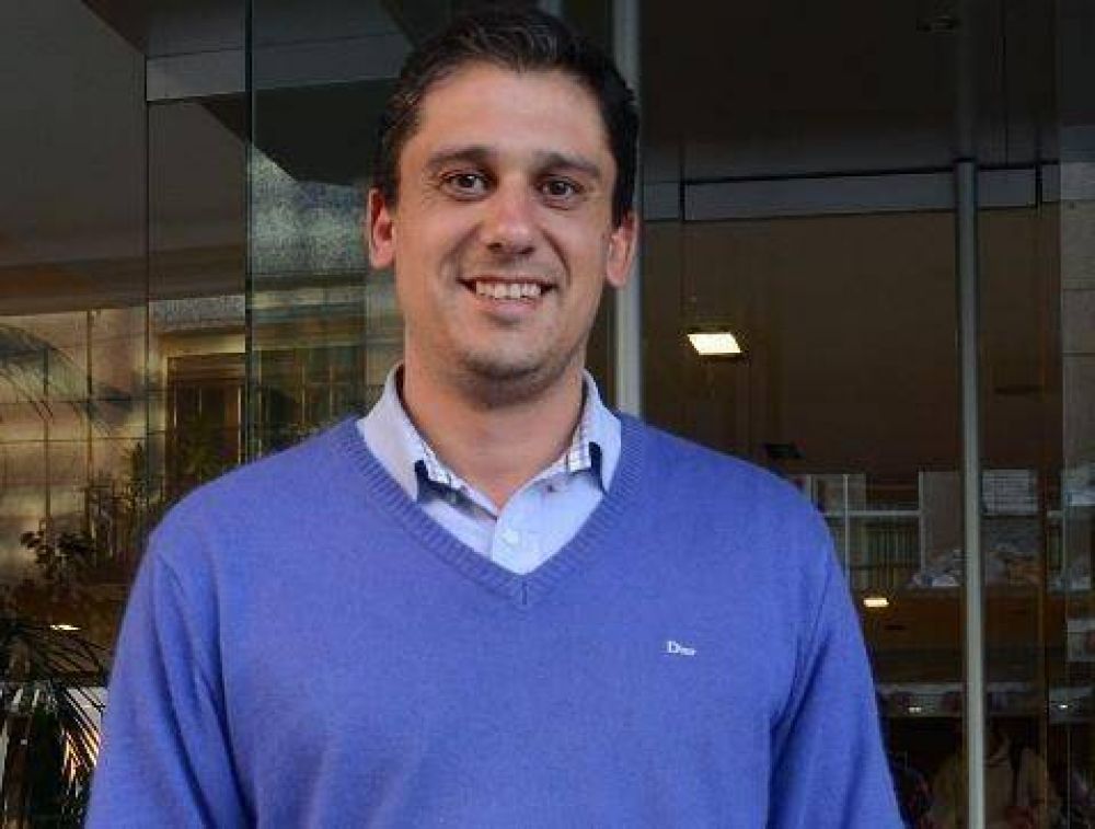 La Ruta 88 y el Puerto, prioridades para Gabriel Pamp�n en el Senado