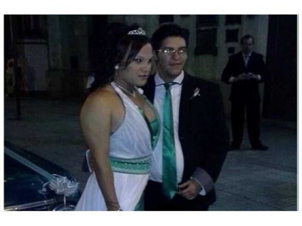 Un beb� que quiere llegar con un pan debajo del brazo