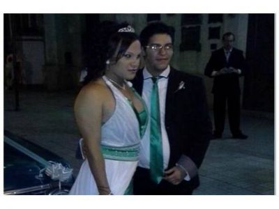 Un beb� que quiere llegar con un pan debajo del brazo