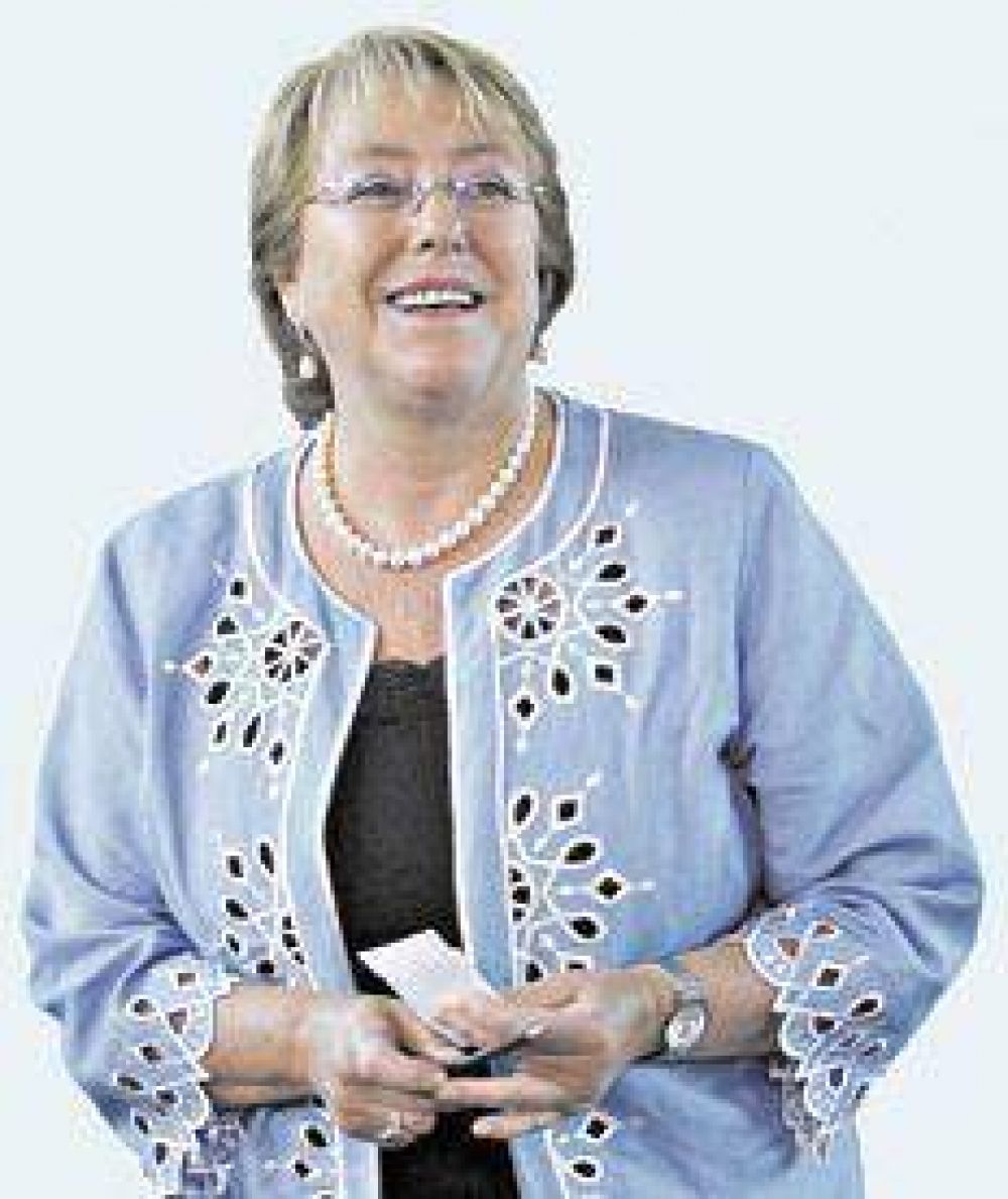 Bachelet pasa a la historia