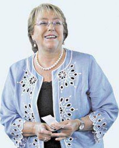 Bachelet pasa a la historia