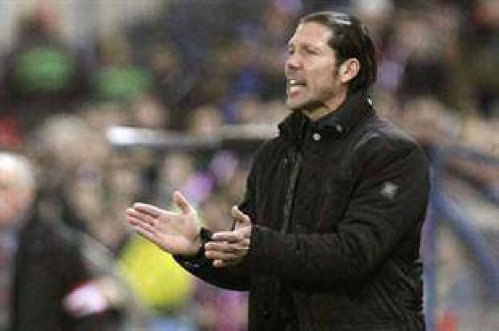 El Atl�tico Madrid del Cholo Simeone gole� y sigue puntero junto a Barcelona