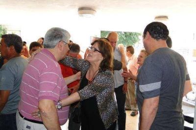 GLORIA BIDEGAIN TOM� LAS RIENDAS DEL PJ LOCAL